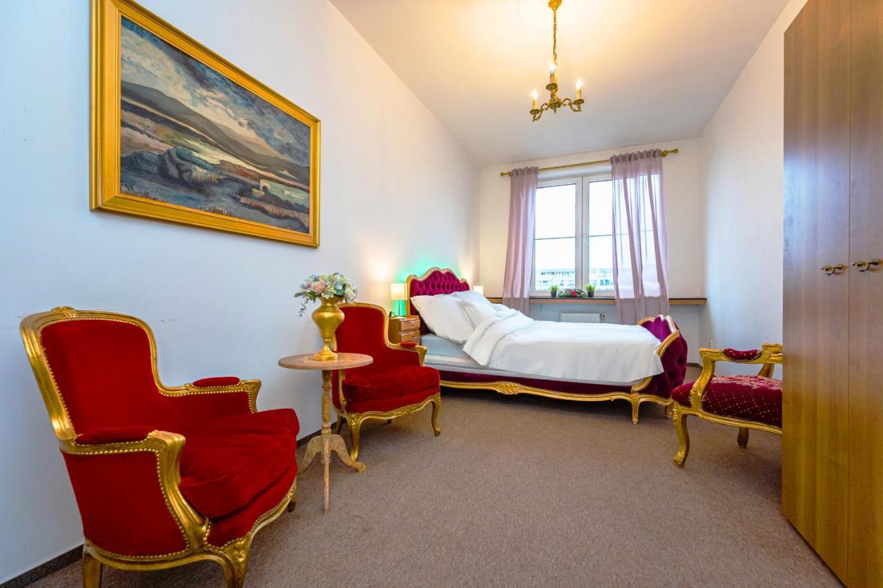 Bank Invest Apartmens - Old Town Apartman Prága Kültér fotó