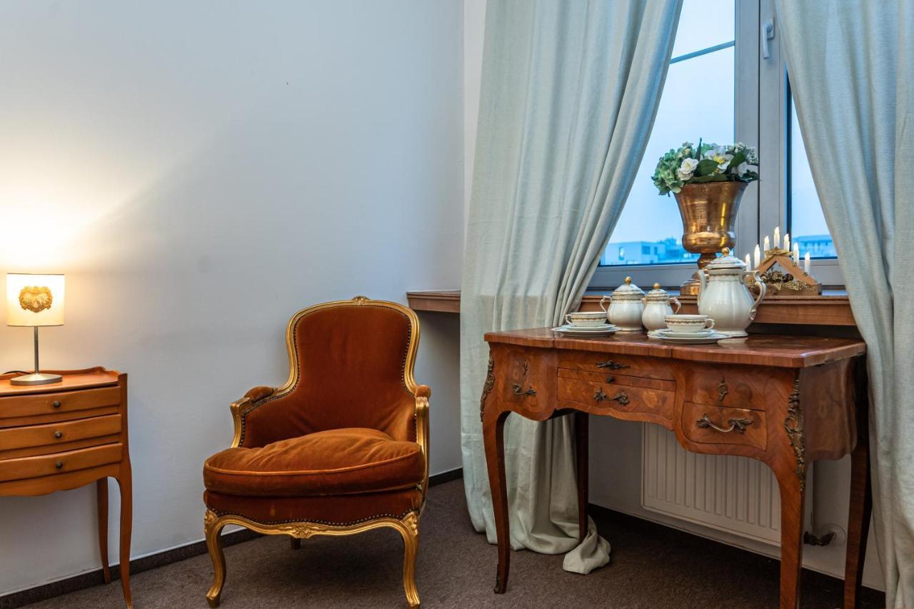 Bank Invest Apartmens - Old Town Apartman Prága Kültér fotó