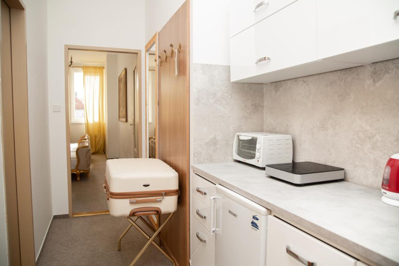 Bank Invest Apartmens - Old Town Apartman Prága Kültér fotó